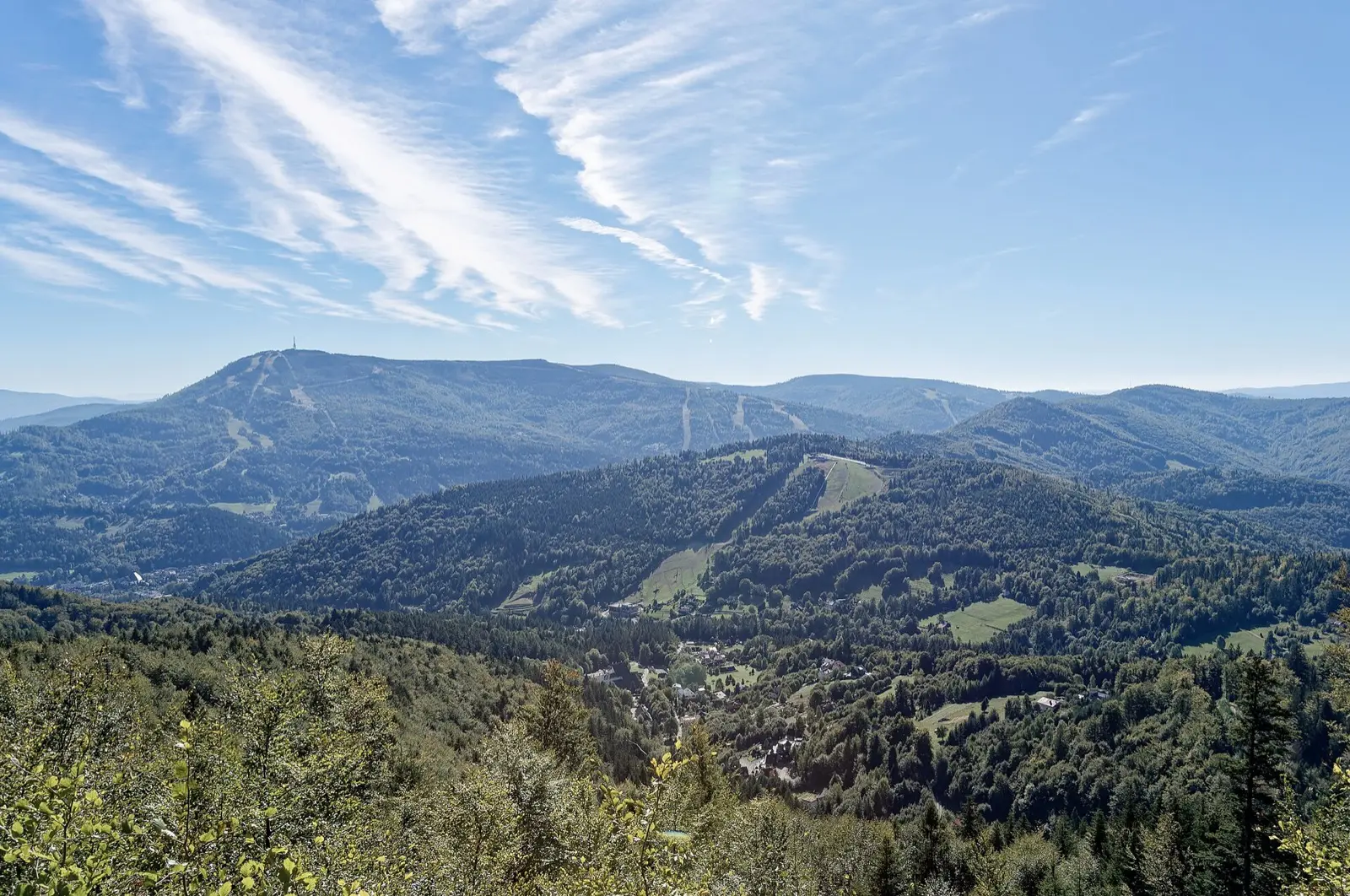 View from the Klimczok trail towards the Skrzyczne massif above Szczyrk