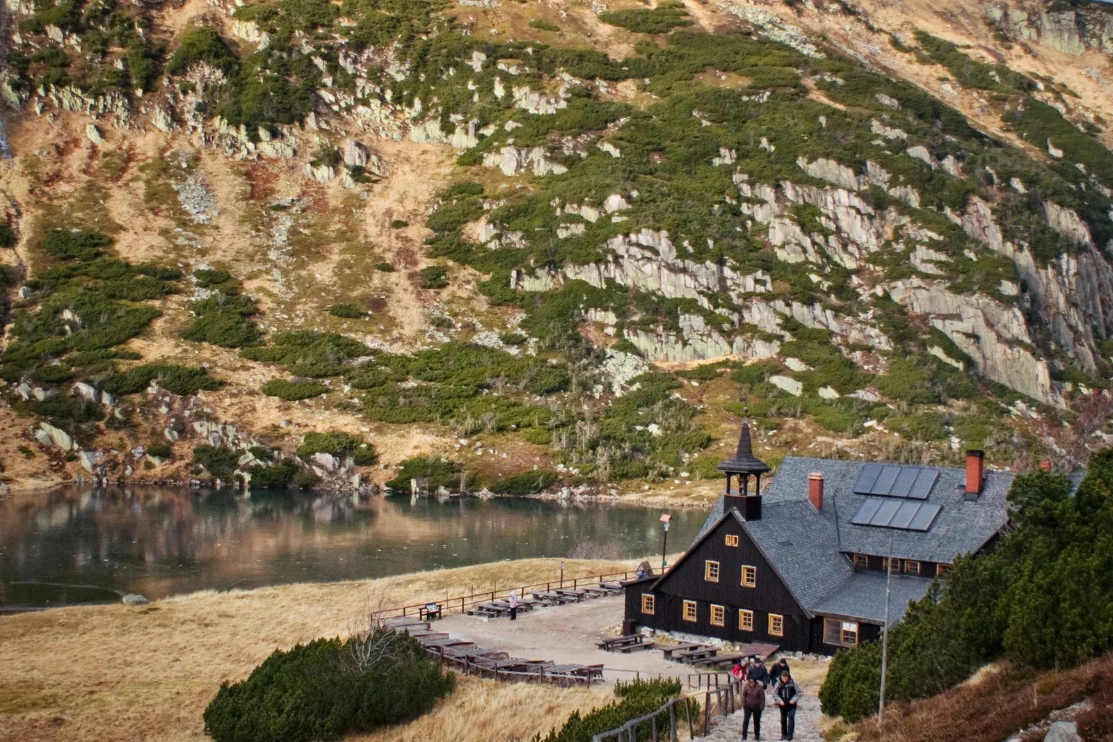 The Samotnia mountain hut above Maly Staw lake in the Karkonosze, on the trail from Karpacz
